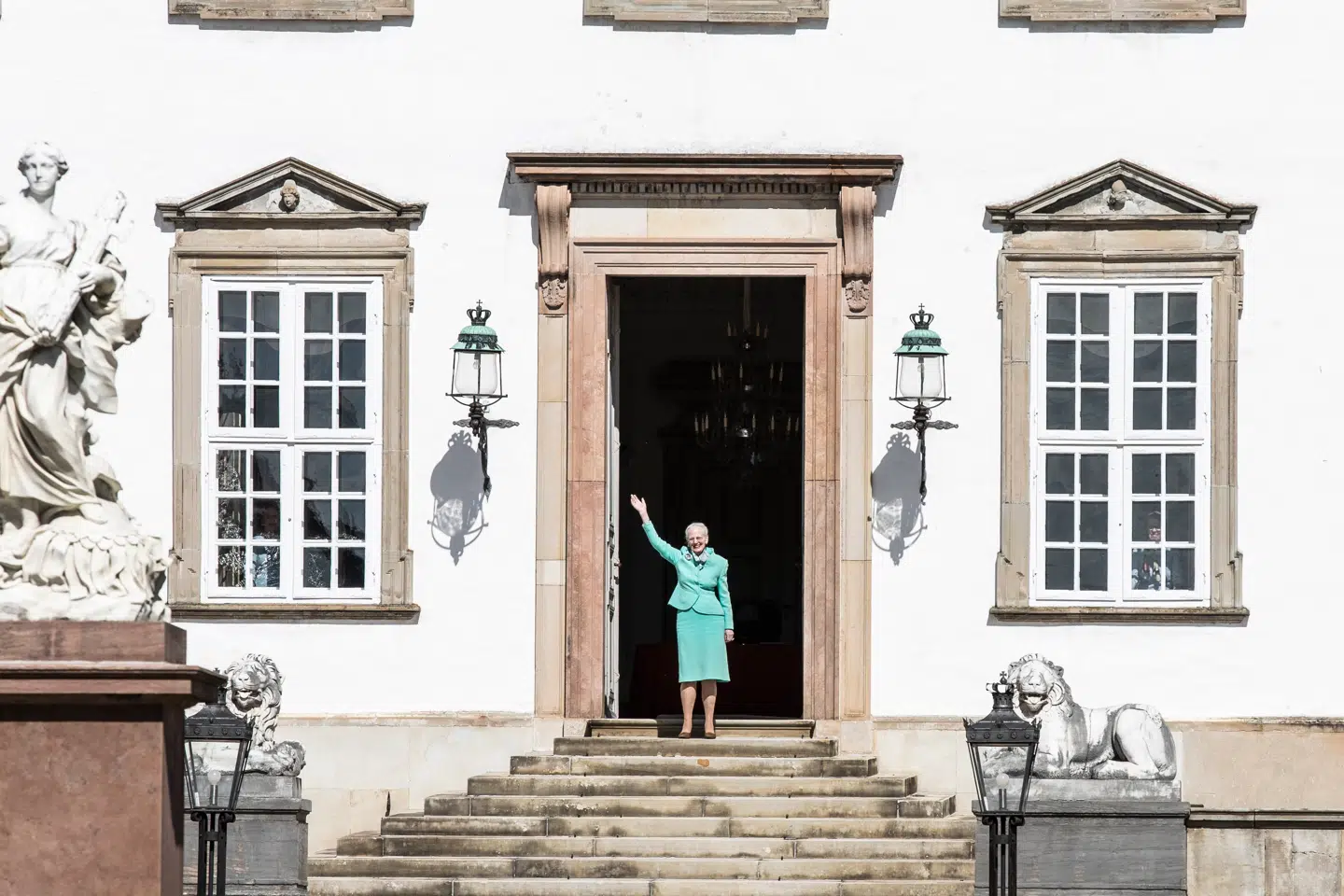 Fredensborg Slot, torsdag den 16. april 2020. Dronning Margrethes 80-års fødselsdag blev uden fejring på grund af frygt for coronasmitte fra COVID-19.