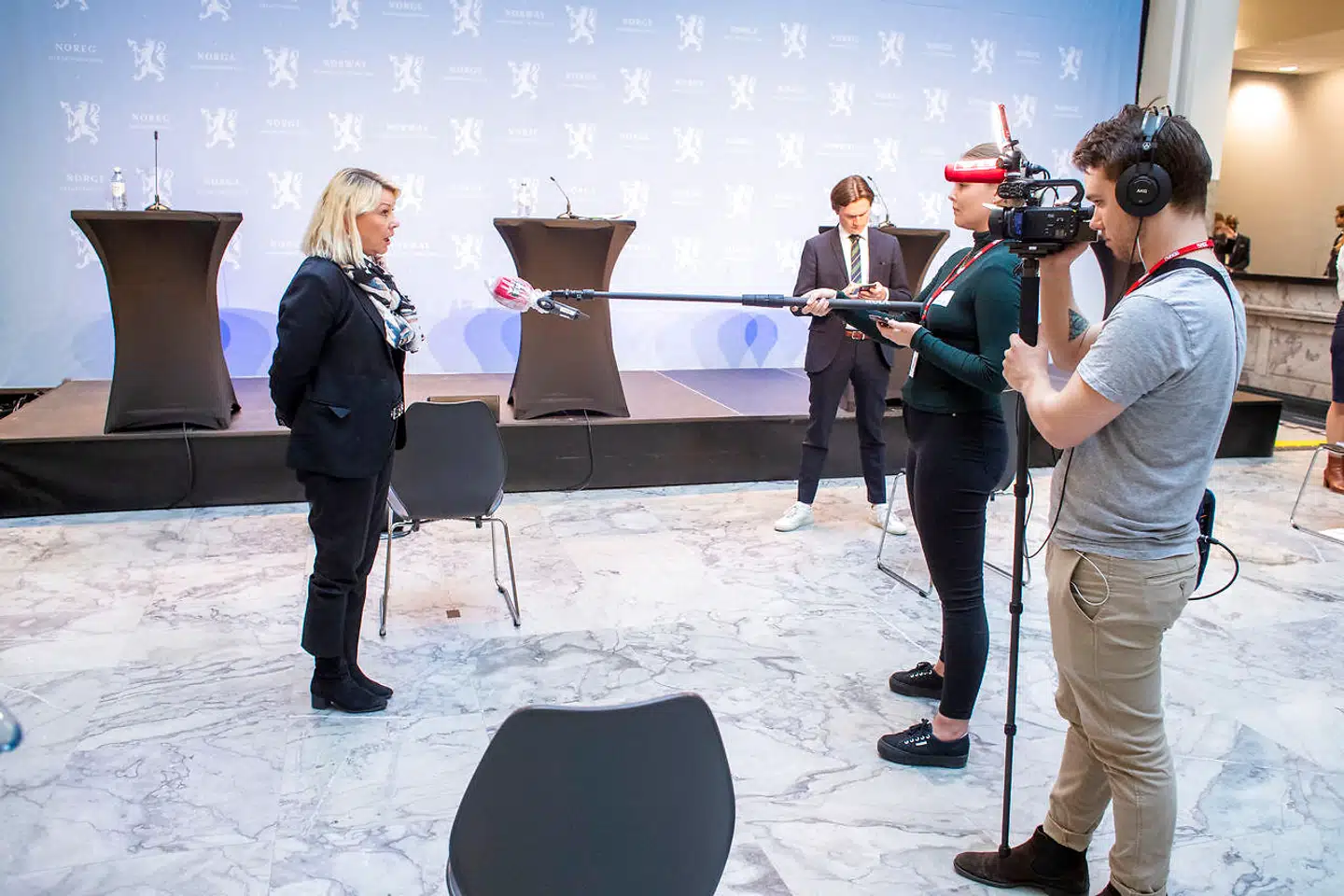 Norges justits- og beredskapsminister, Monica Mæland, gik i forbindelse med den daglige pressebriefing om situationen med coronavirus hårdt i rette med folk i Norge, der trodsede myndighedernes advarsel og tog på indkøbstur i Sverige.