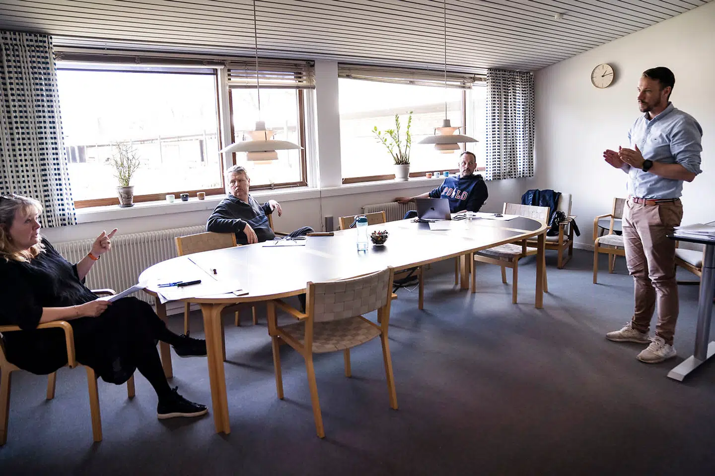 Fuglsanggårdsskolen. Forberedelser til genåbning af skolen for klassetrinene op til 5. klasse. Her viceskoleleder Anette Thulin, leder af SFO og Klub Bo »Boss« Jansen, afdelingsleder Jonas Bülow Sandersen og skoleleder Rasmus Nielsen.