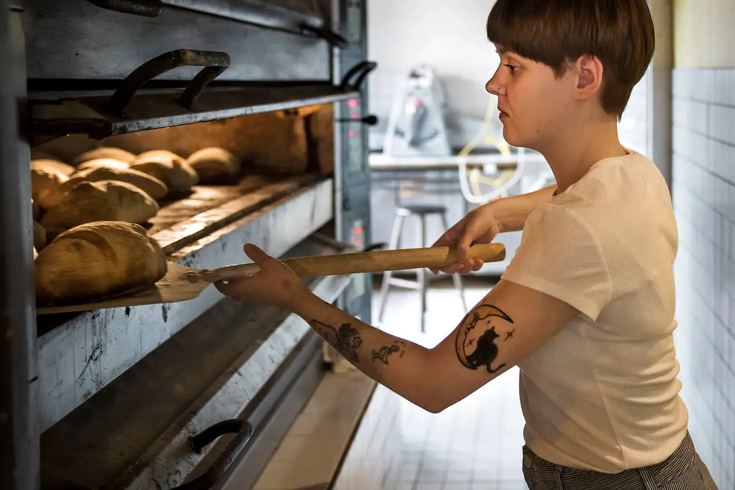 Babbo-ria på Frederiksberg har gjort en række tiltag som følge af coronakrisen. De spæder blandt andet til huslejen for hjemsendte medarbejdere. Engelske Karen White er en af de to ejere.