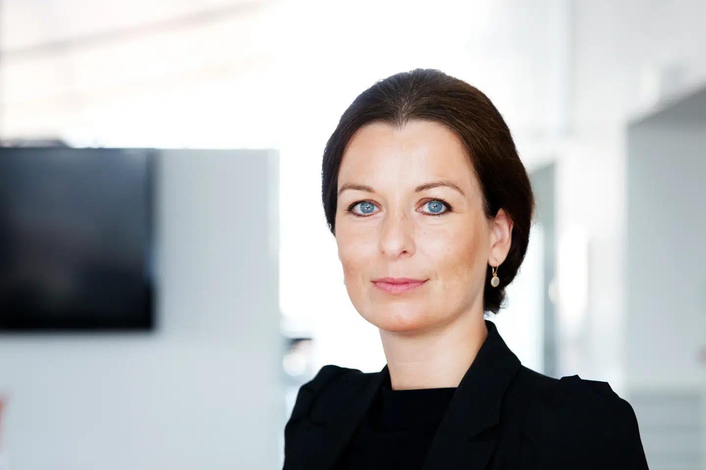 »Barndommen og ungdommen skulle gerne være så bekymringsfri som muligt, men vi har nu set denne stigning gennem flere år. Antallet af henvendelser er på intet tidspunkt faldet, der kommer kun flere,« siger Rikke Bay Haaber, chef for strategisk sundhed i PFA.