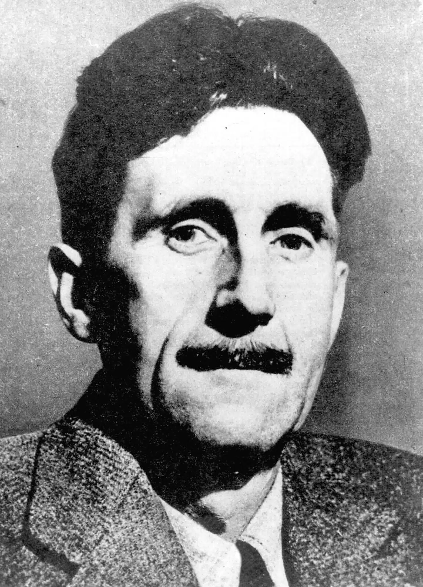 George Orwell blev verdenskendt med »1984« og skrev flere andre titler om især kommunismens fare.