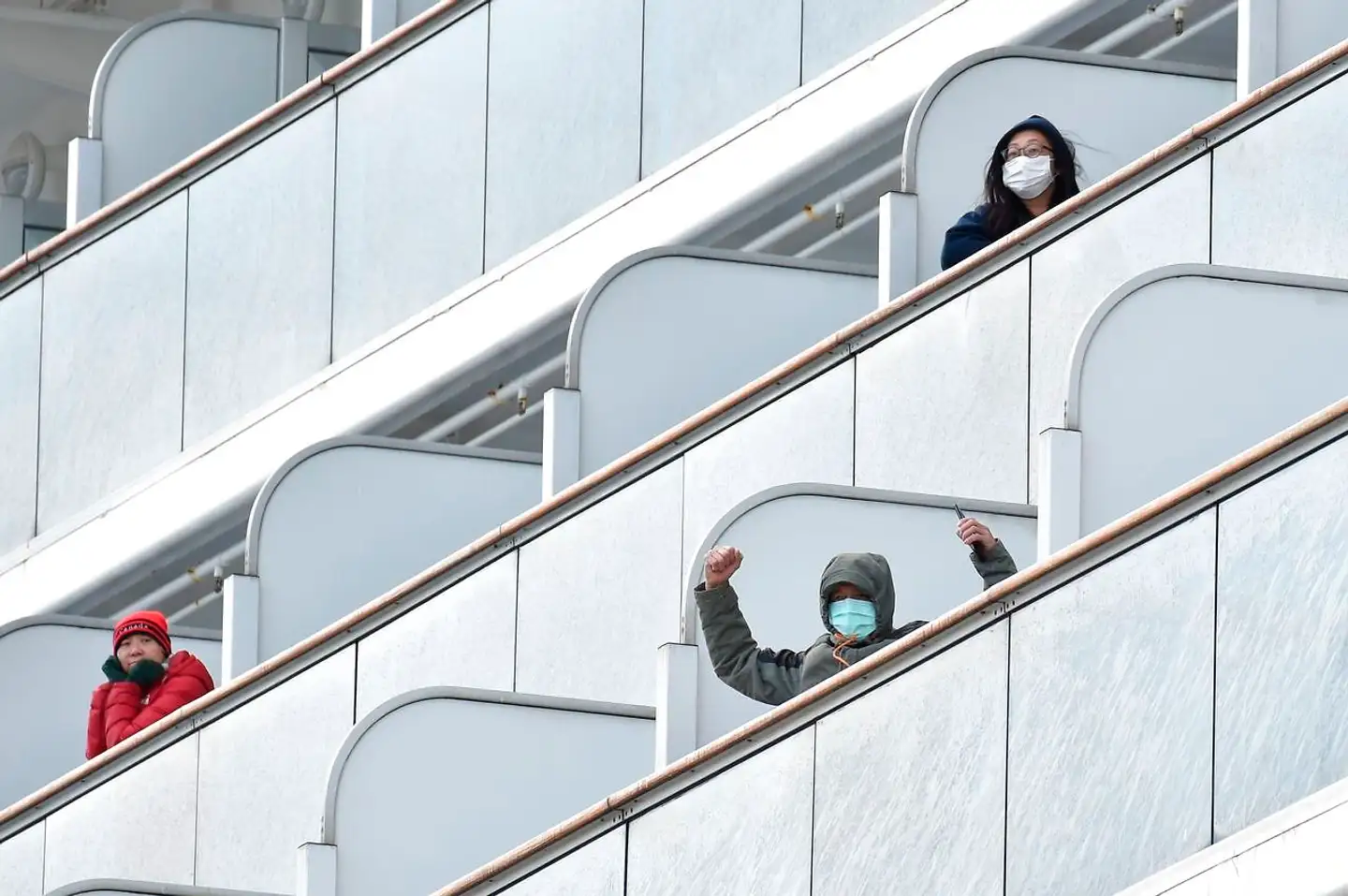 I begyndelsen af februar var det karantæneramte krydstogtskib »Diamond Princess« ud for Japan symbolet på den eskalerende coronakrise. I dag er vi i en vis forstand alle passagerer på et karantæneramt skib.