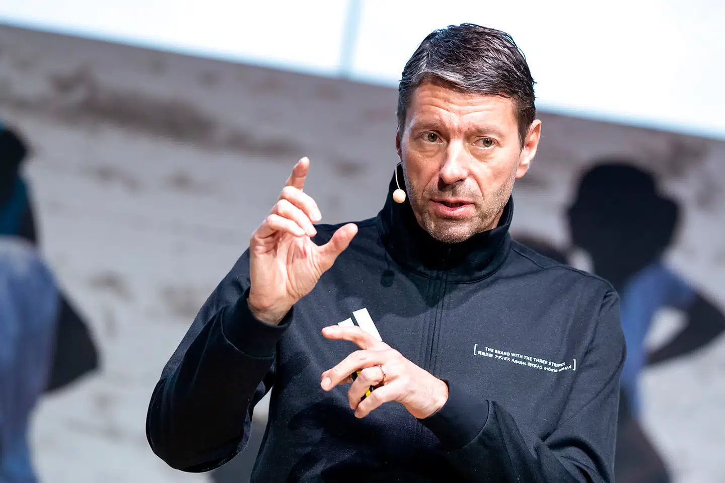 (Arkiv) Kasper Rørsted, topchef i sportsudstyrsselskabet Adidas, havde det bedste årsregnskab i 2019. Godt to uger efter, at han præsenterede regnskabet, er han røget ud i uvejr, fordi Adidas i lighed med mange andre store kæder, nu ikke vil betale husleje.