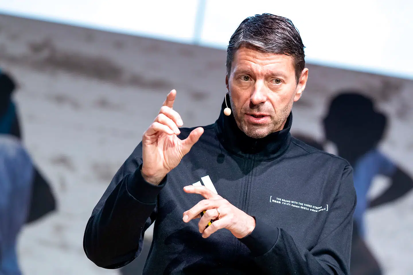 (Arkiv) Kasper Rørsted, topchef i sportsudstyrsselskabet Adidas, havde det bedste årsregnskab i 2019. Godt to uger efter, at han præsenterede regnskabet, er han røget ud i uvejr, fordi Adidas i lighed med mange andre store kæder, nu ikke vil betale husleje.