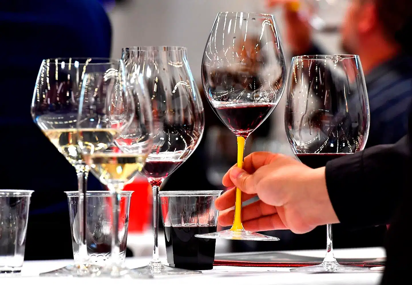 Vinsmagning er en fornøjelig beskæftigelse at fordrive tiden med under coronakarantænen.
