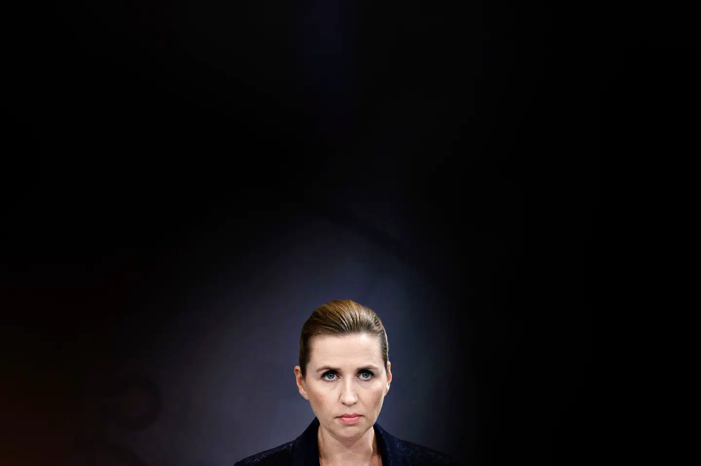 Mens Donald Trump har opstillet fjendebilleder og gjort coronavirussen til en politisk kamp, har Mette Frederiksen (S) været en samlende figur, mener professor i retorik. Men når krisen er ovre, er der én ting, som regeringen bør tage op til intern debat, siger han.