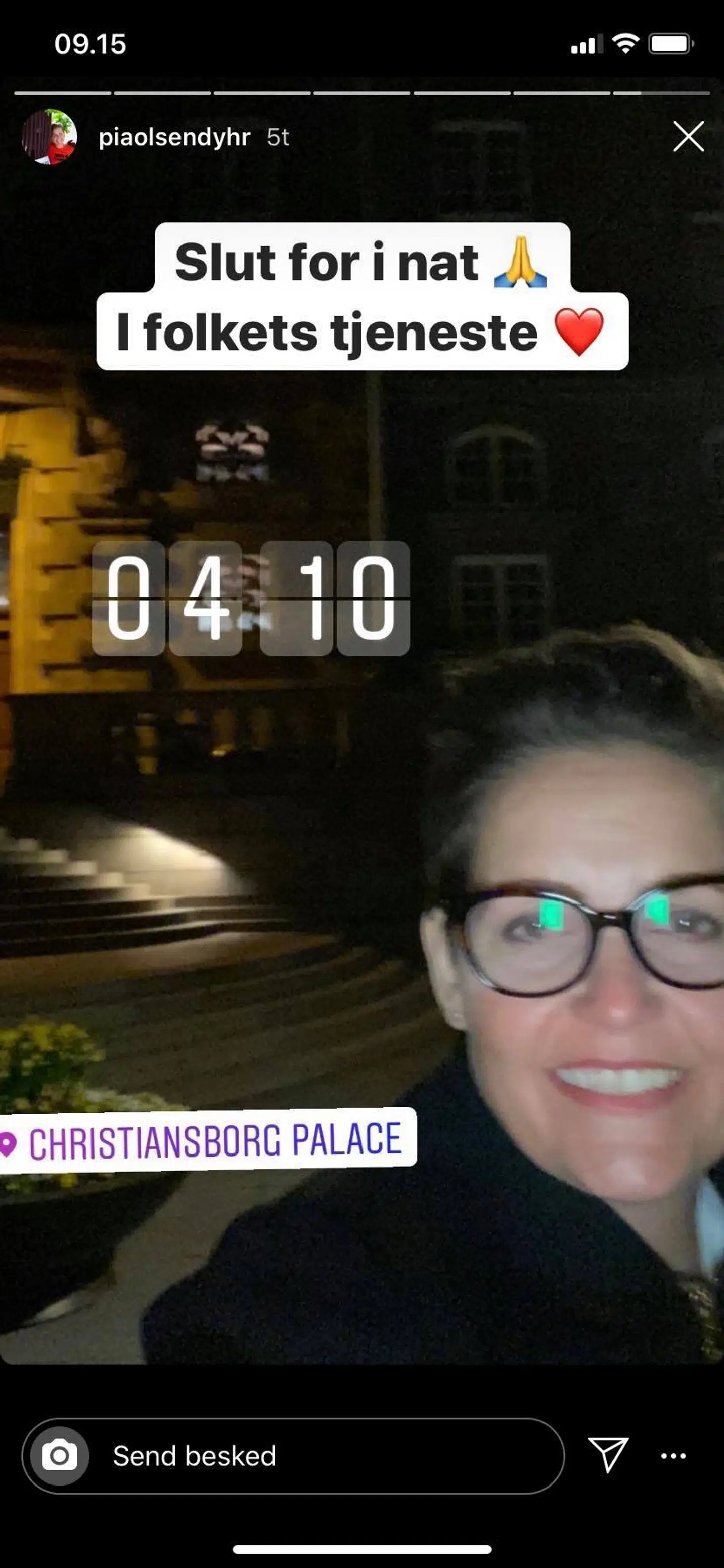 Også SF's formand Pia Olsen Dyhr var til forhandlinger på Christiansborg til sent i nat.