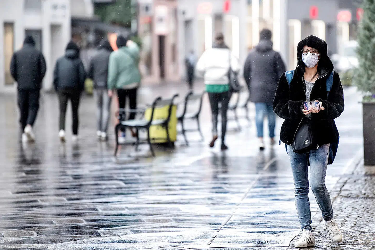 Danmark er stort set lukket på grund af coroanavirus. Det rammer mange selvstændige, der måske i forvejen havde svært ved at få forretningen til at løbe rundt. Billedet er fra Strøget i København, hvor der torsdag 12. marts var langt mere øde end normalt.