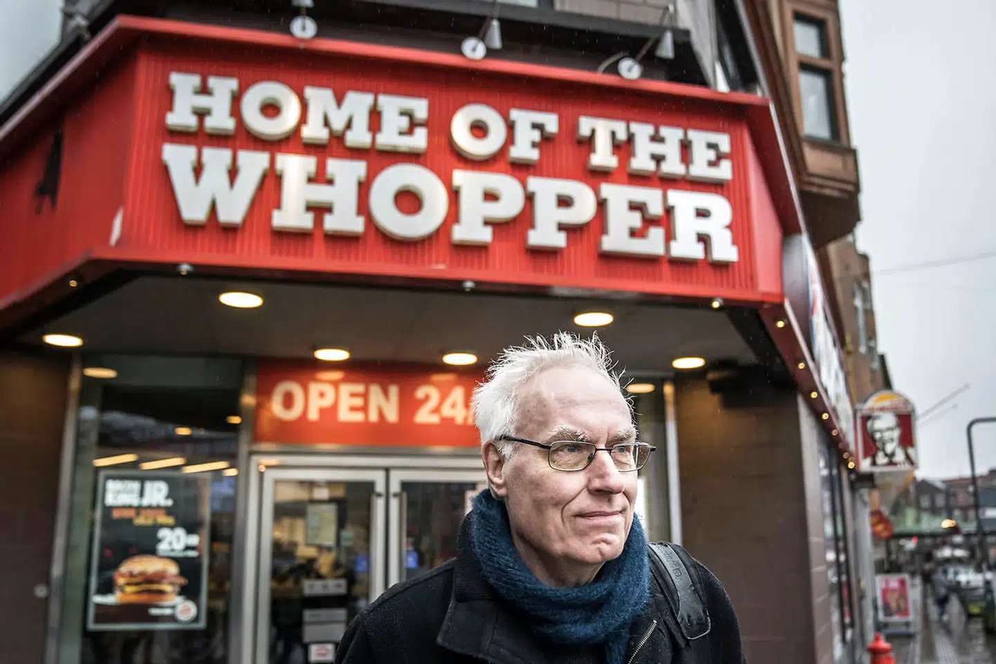 Burger King – Home of the Whopper – er en af mange kæder, som dominerer omkring Rådhuspladsen, og det er en skam, mener Martin Zerlang, medforfatter til bogen »København på lattergas. Når byen bliver banal«.