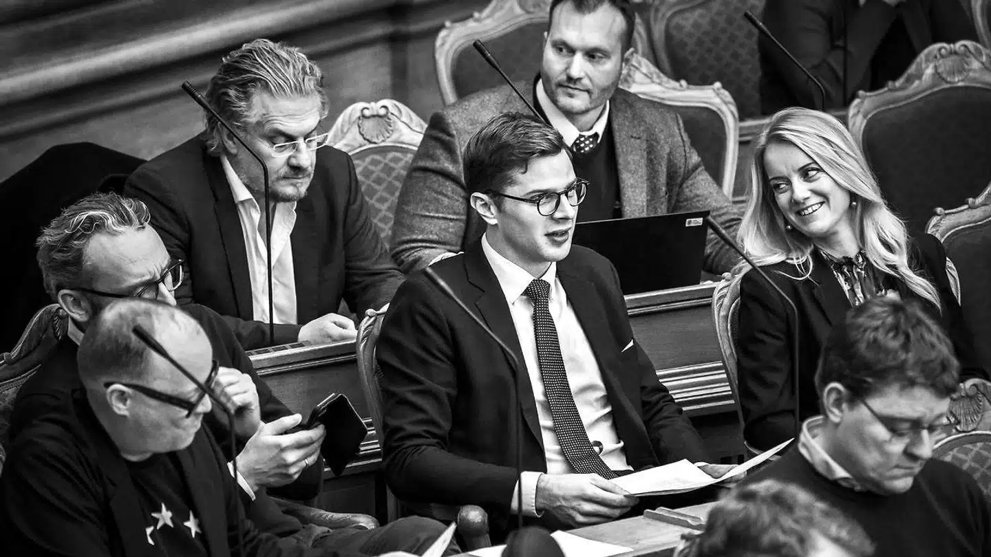 »LA tager gerne opgaven med at forsvare alle virksomheder mod uretmæssigt at blive udstillet som snydepelse, når de derimod bidrager med vækst, velstand, arbejdspladser – og skattebetalinger der, hvor de er skattepligtige,« skriver Alex Vanopslagh.