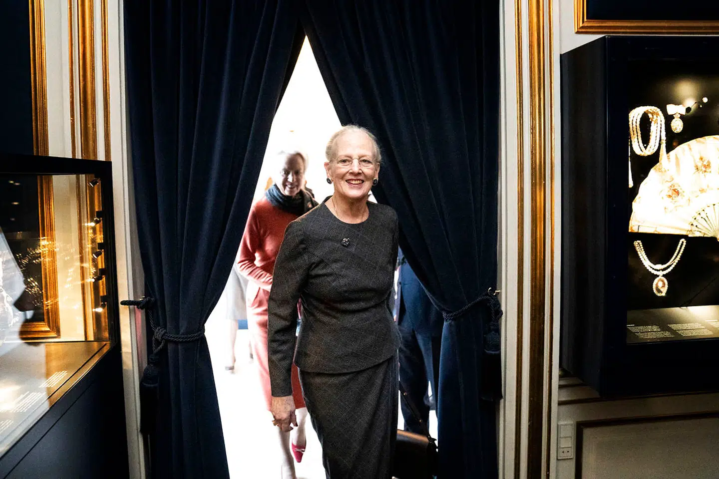 For at undgå spredning af coronavirus har dronning Margrethe besluttet at aflyse alle planlagte begivenheder i forbindelse med den store 80-års fødselsdag i næste måned.