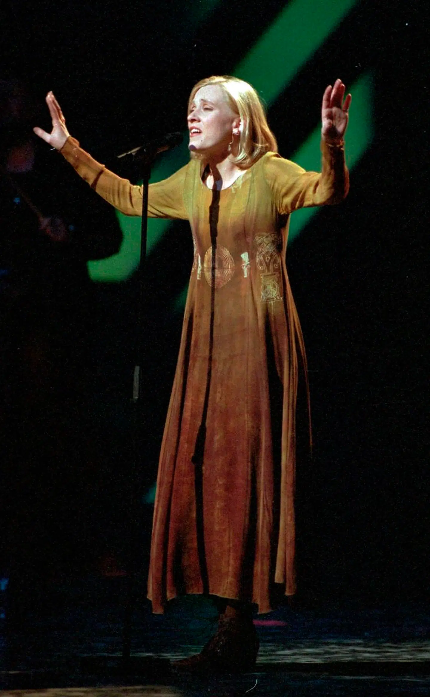 I 1995 skulle Dansk Melodi Grand Prix pludselig hedde Musik Event '95, og danskpoppens bedste sangskrivere aktiveres. Vinderen var »Fra Mols til Skagen« med Aud Wilken, der senere sang sig til en femteplads i Dublin.