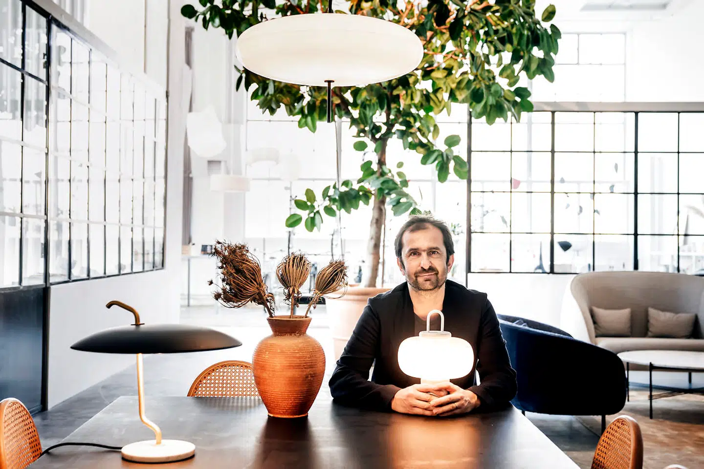 Alessandro Sarfatti er ejer af den danske designvirksomhed Astep, der er påvirket af coronavirussen.
