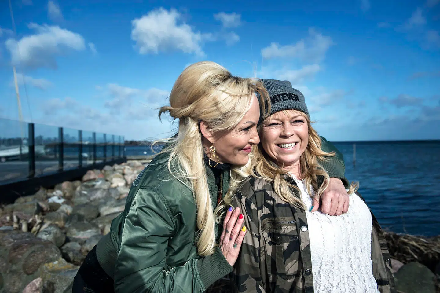 For skilsmissebørn er der en tryghed i at følge realityserier om familier, siger TV-eksperten Frederik dirks Gottlieb. Billedet forestiller Linse og veninden Didde, kendt fra Danmarks længstvarende realityserie »Familien fra Bryggen«.