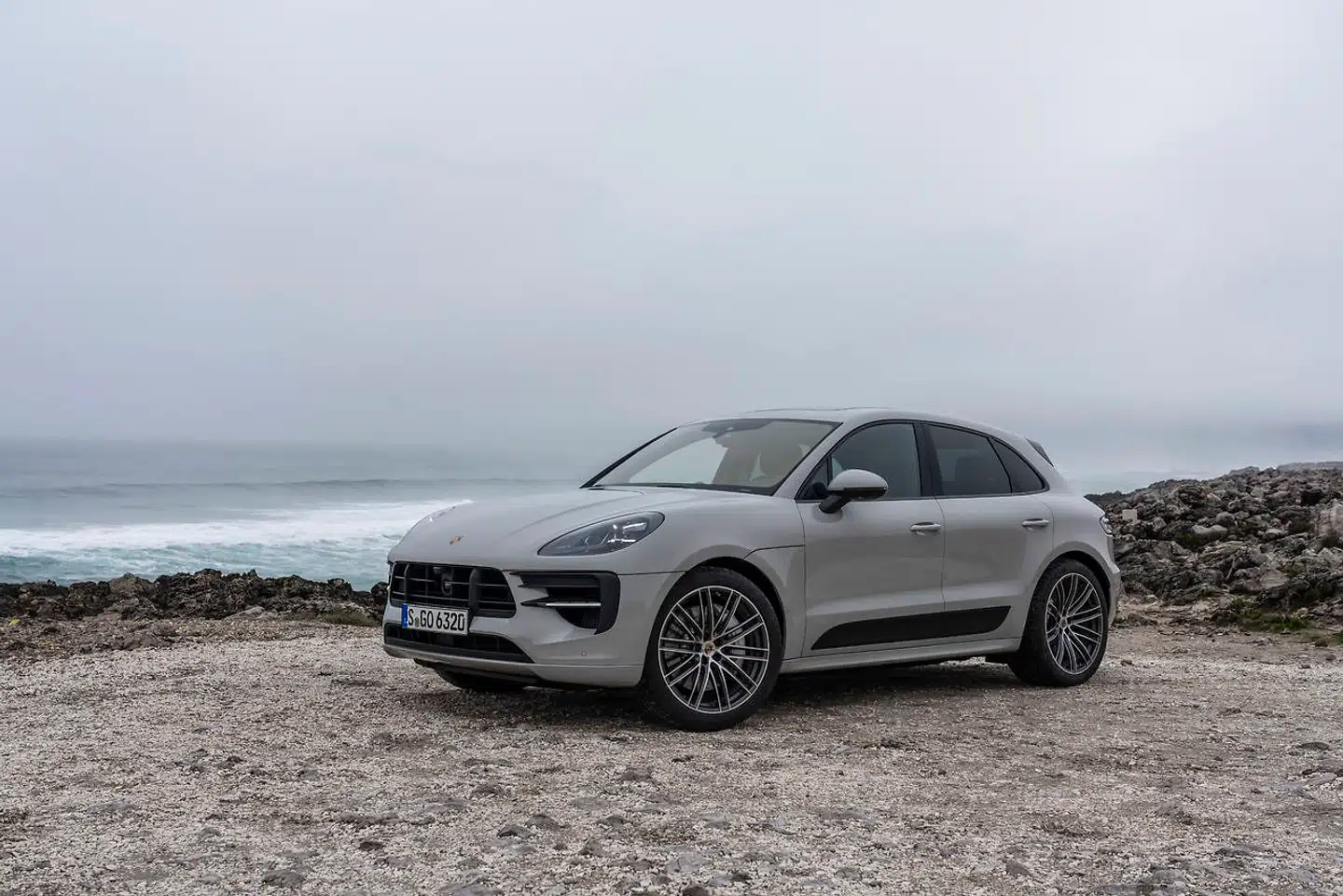 Den nye Porsche Macan GTS er et imponerende stykke ingeniørkunst. Lavere, hurtigere og skarpere end en Macan S. Men den dumper som GTS-model med sin mangel på banetække og rendyrkede sportsvognstalenter.