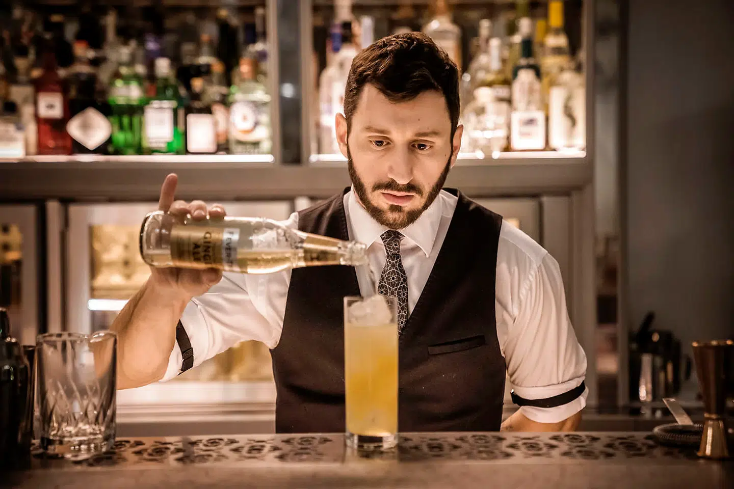 Serviden og håndværket på Nomb Bar var pletfrit, da vi besøgte stedet en regnkold vinteraften.