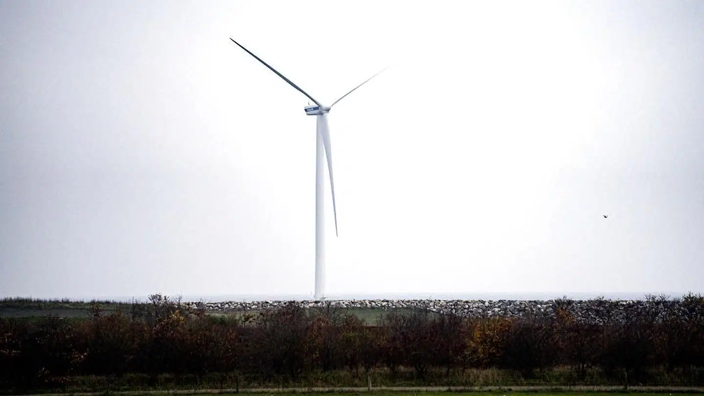 »Virkeligheden er, at vedvarende energi er billigere, grønnere og sikrere end kernekraft,« skriver klima-, energi- og forsyningsminister Dan Jørgensen.