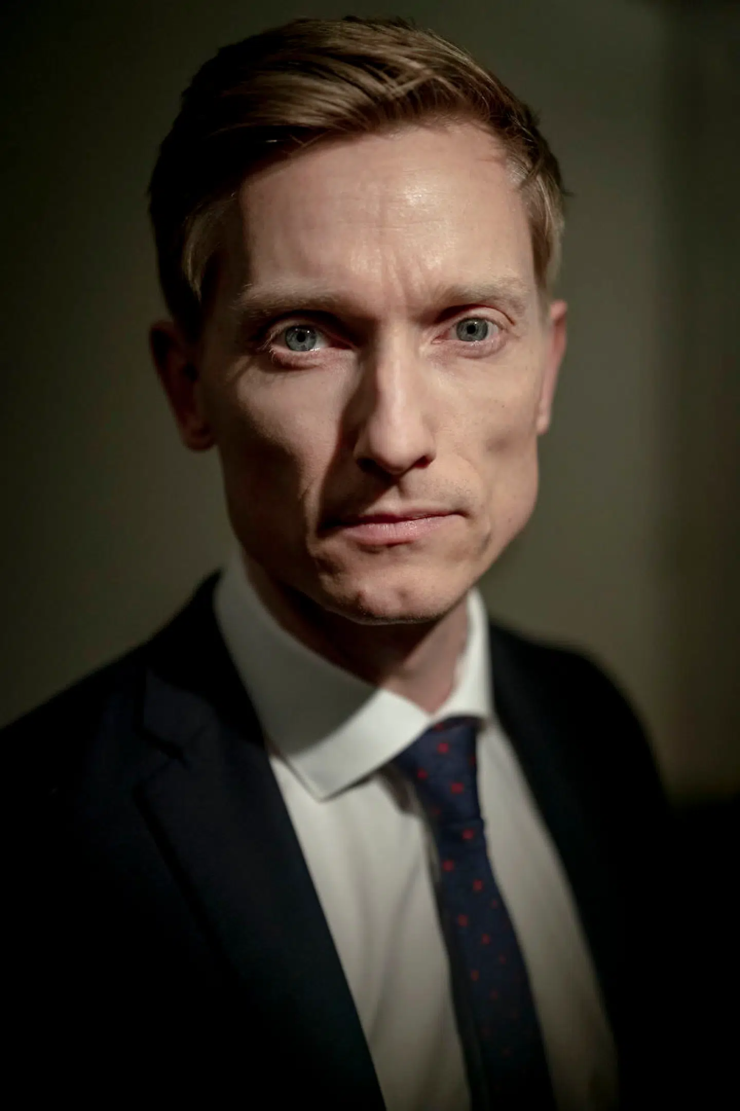 Advokat Thomas Brædder fra Stagetorn Advokater i København repræsenterer Ahmed Samsam i Danmark. Han har efter Berlingskes artikler om sagen bedt Tilsynet med Efterretningstjenesterne (TET) om at gå ind i sagen og afkræve PET og FE svar.