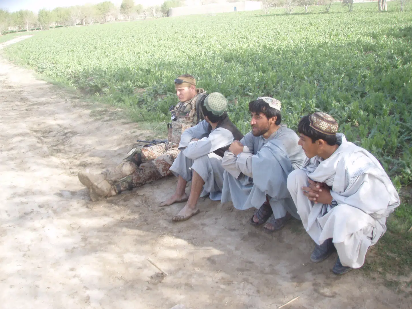 Mads Silberg var i 2010 udstationeret på militærbasen Armadillo i Afghanistan, hvor han havde ansvaret for netop det civilt-militære samarbejde, som bliver behandlet i rapporten fra Forsvarsakademiet.