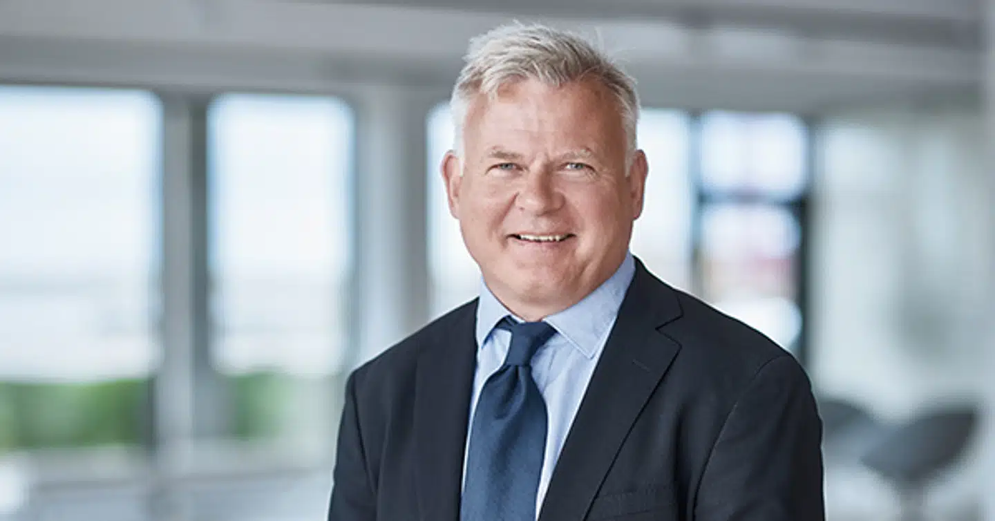 Carsten Jensen er stifter, direktør og hovedaktionær i nanovirksomheden Act.Global i Kastrup. Hvad, der umiddelbart ligner en grøn drømmevirksomhed, viser sig at være en virksomhed med kunder, som enten ikke vil eller ikke kan betale.