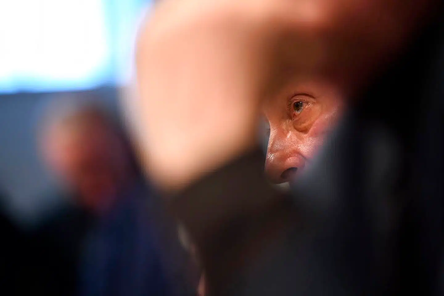 Didier Gailhaguet måtte lørdag forlade den formandspost i det franske forbundet for kunstskøjteløb, som han havde siddet tungt på siden 1998. Det skete efter hårdt pres fra den franske regering.