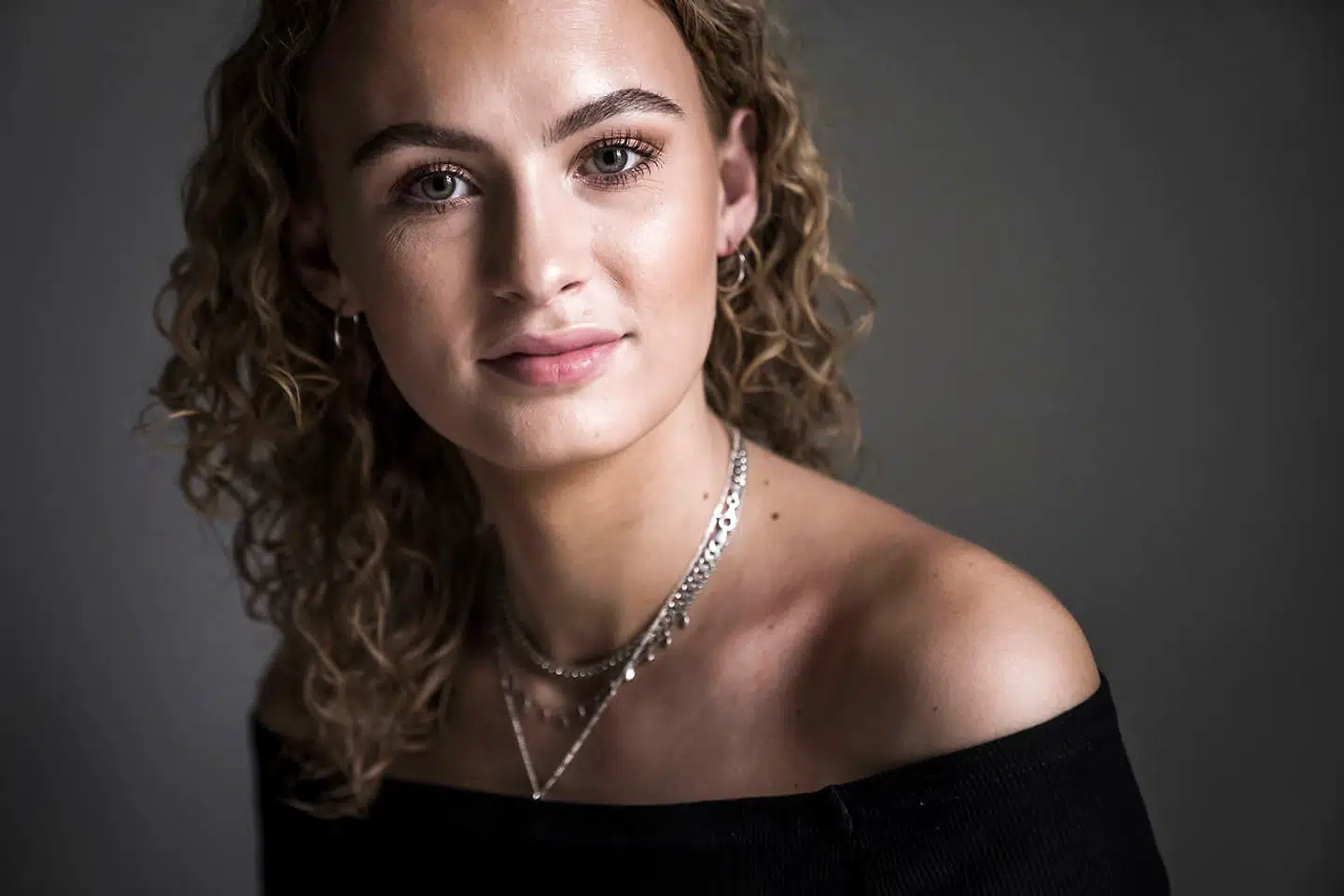 Signe Kragh blev overrasket, da hun så, hvor mange der havde gemt hendes bikinibillede på deres egne telefoner. »Det er godt nok lidt underligt, synes jeg,« lyder det fra den 22-årige influencer.