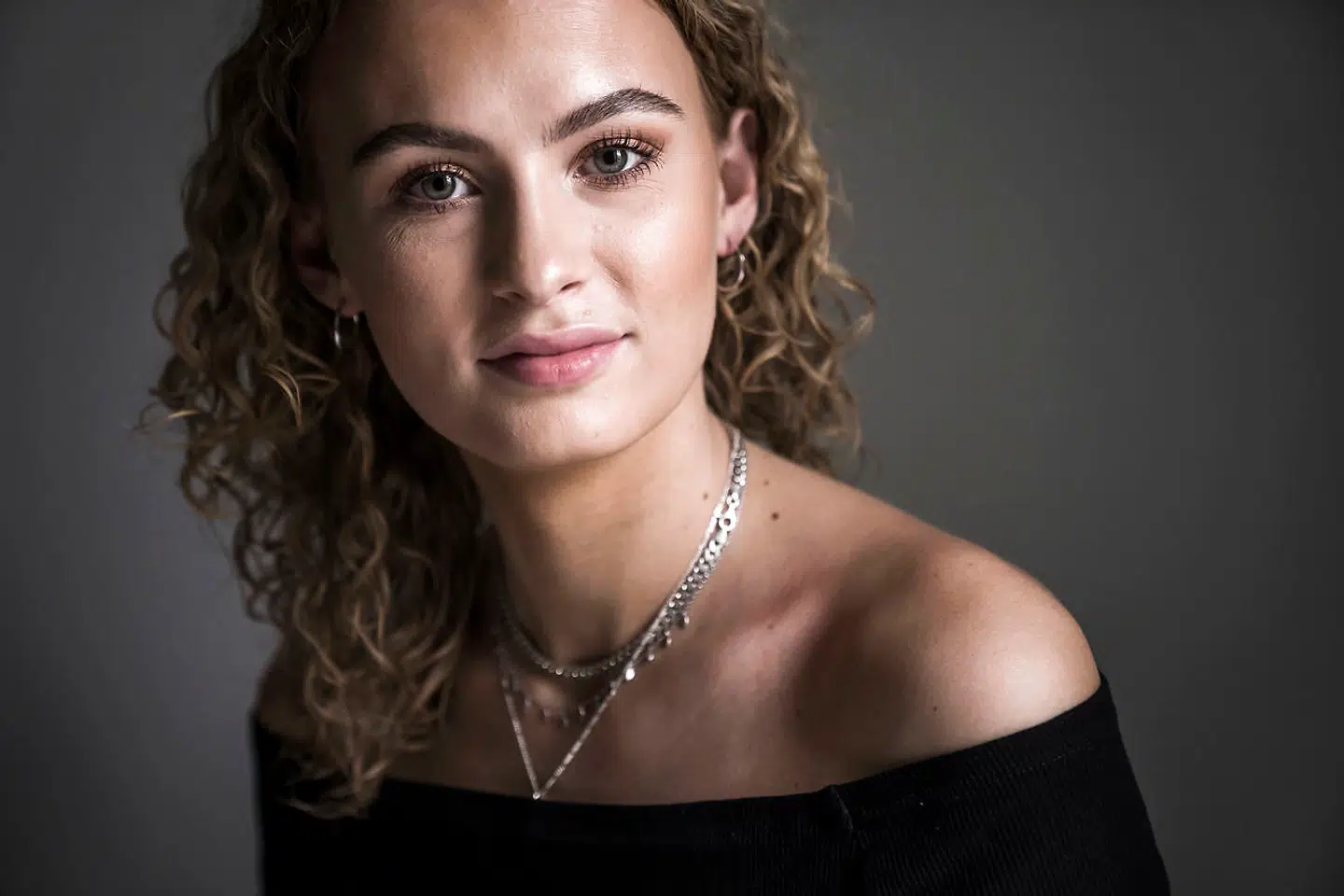 Signe Kragh blev overrasket, da hun så, hvor mange der havde gemt hendes bikinibillede på deres egne telefoner. »Det er godt nok lidt underligt, synes jeg,« lyder det fra den 22-årige influencer.