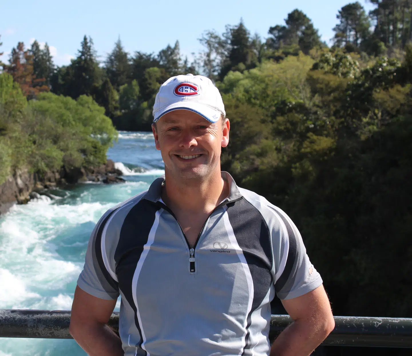 Frank Jensen faldt for Australien, da han cyklede tværs over. På vejen faldt han også for en kvinde, som nu er hans kone.