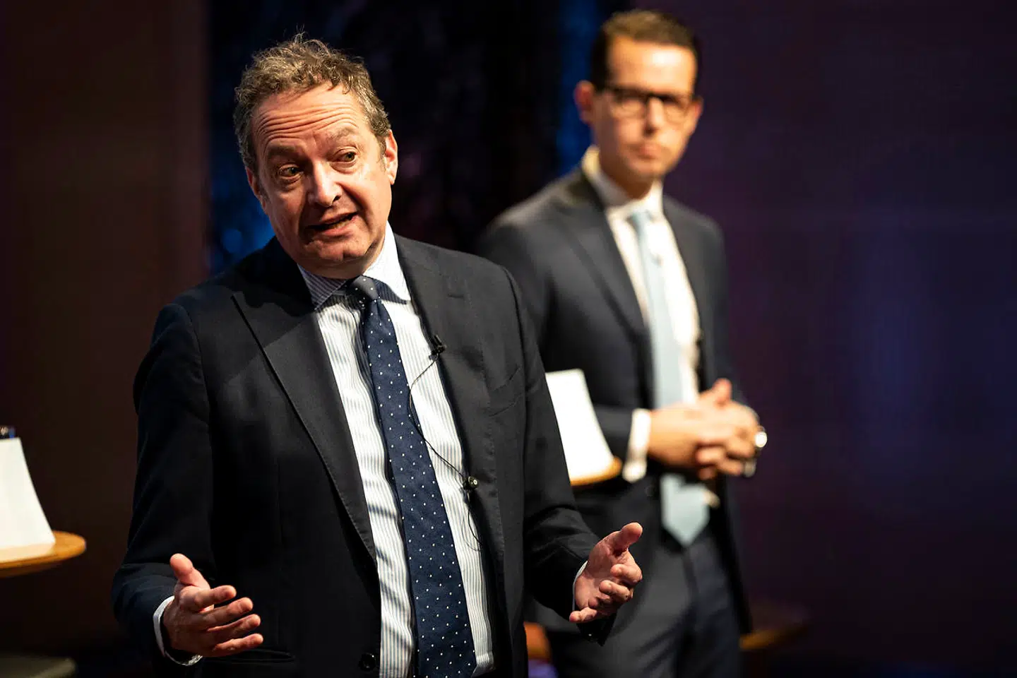 Chris Vogelzang, Danske Banks adm. direktør, forsvarer direktionens medlemmer på forskerordning og dermed, at de betaler 32,84 procent i skat.