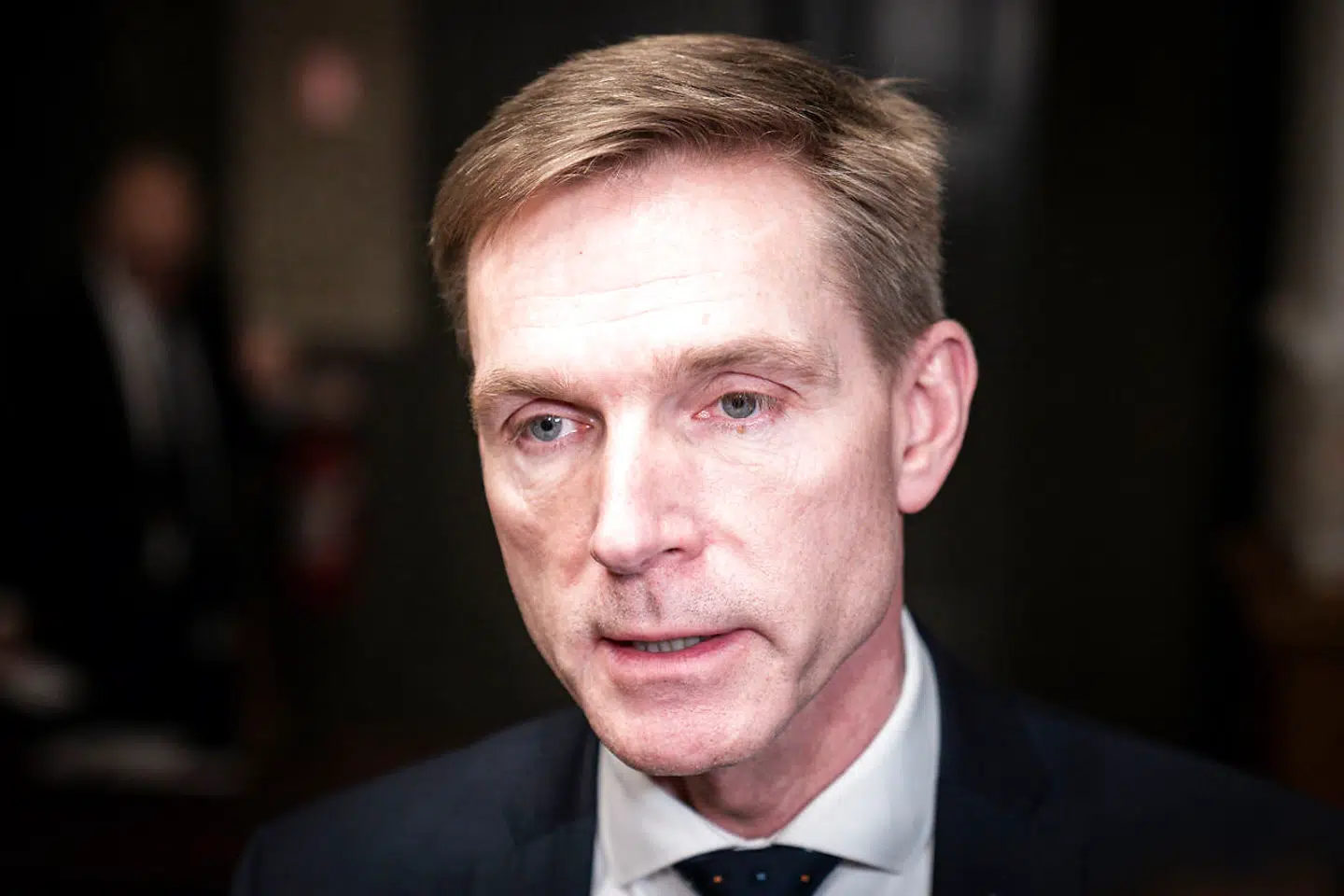 Kristian Thulesen Dahl (DF) opfordrer regeringen til at indkalde den kinesiske ambassadør til en samtale om dennes krav til at få satiretegningen fjernet.