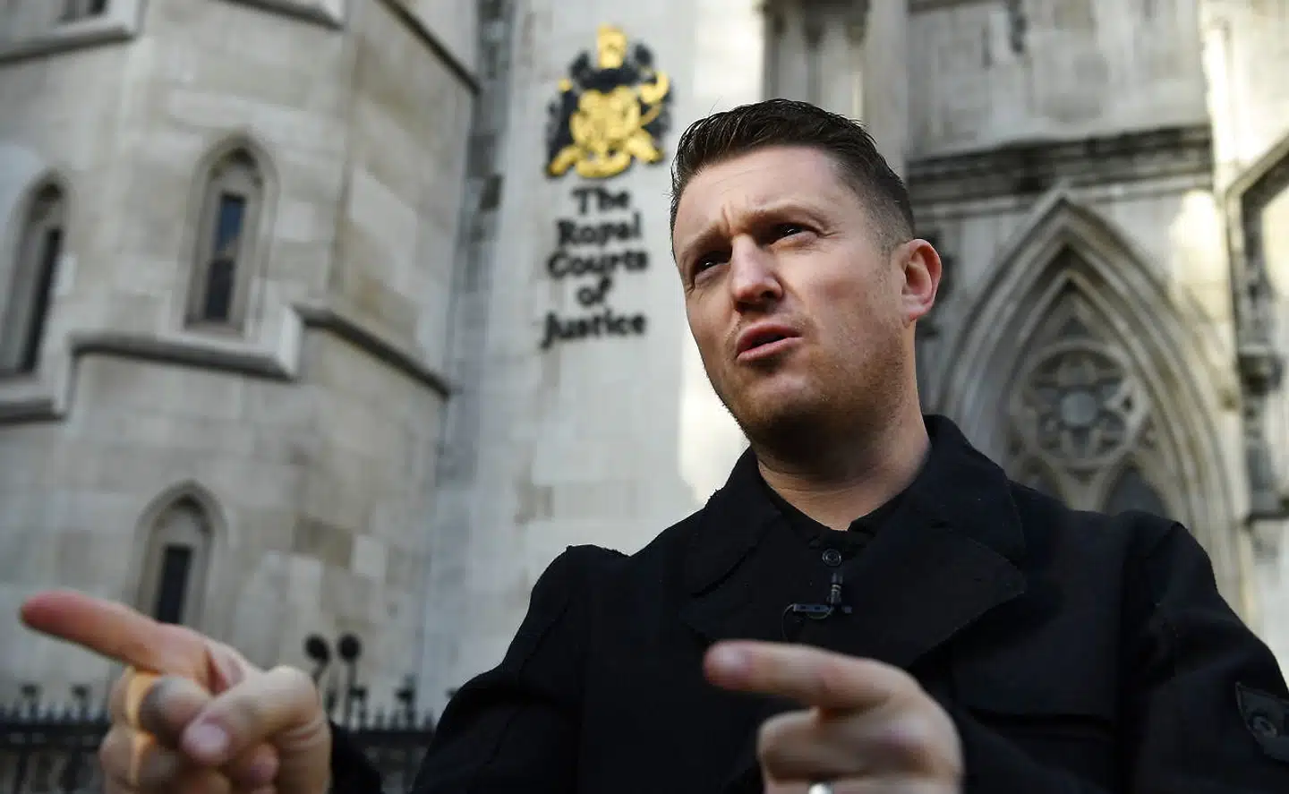 Tommy Robinson har mest af alt skabt sig et navn ved at fortælle om sin voldsomme misbilligelse af muslimsk indvandring og islam.