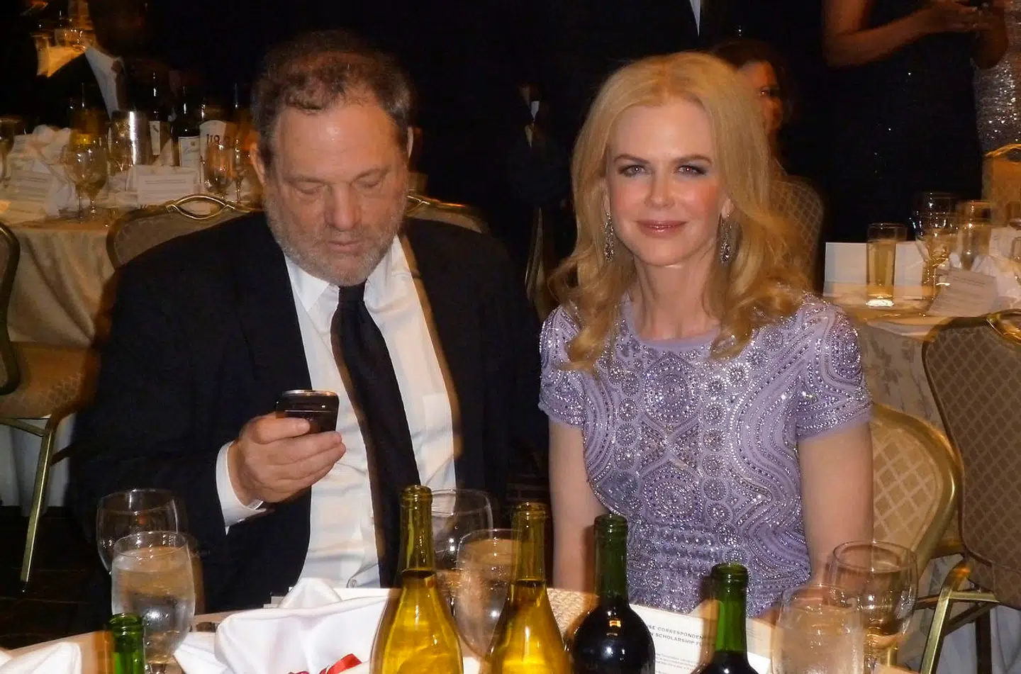 Dengang, hvor alt var fryd og gammen. En af verdens mest succesrige skuespillere, Nicole Kidman, har Weinstein til bords ved en fest i Det Hvide Hus i 2013, da Obama var præsident, og #MeToo ikke var noget, man snakkede om.