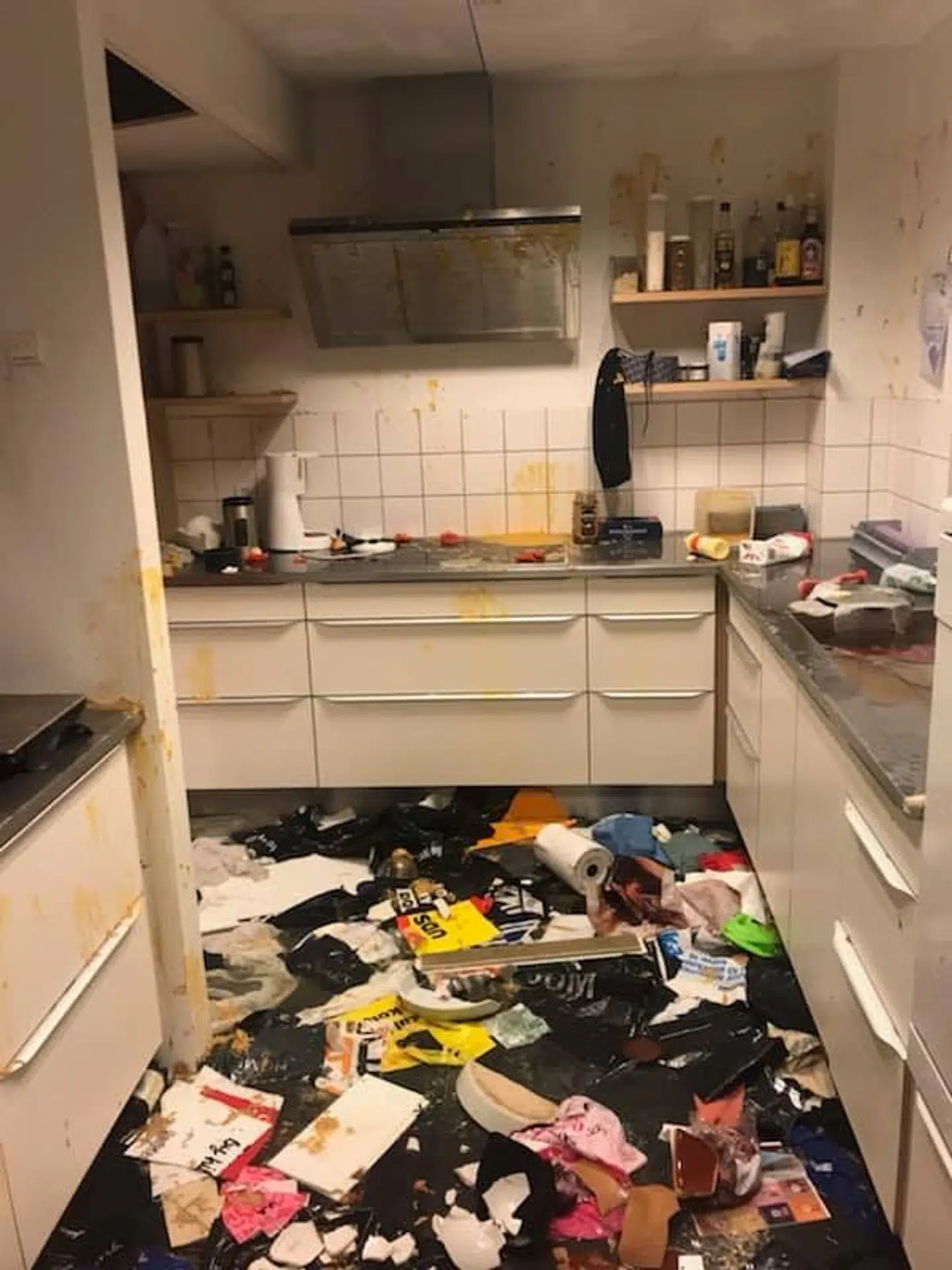 Værestedet Redens personale mødte ind til hærgede lokaler 1. januar 2019. Politiet blev tilkaldt og indsamlede DNA-spor fra potentielle mistænkte. Privatfoto