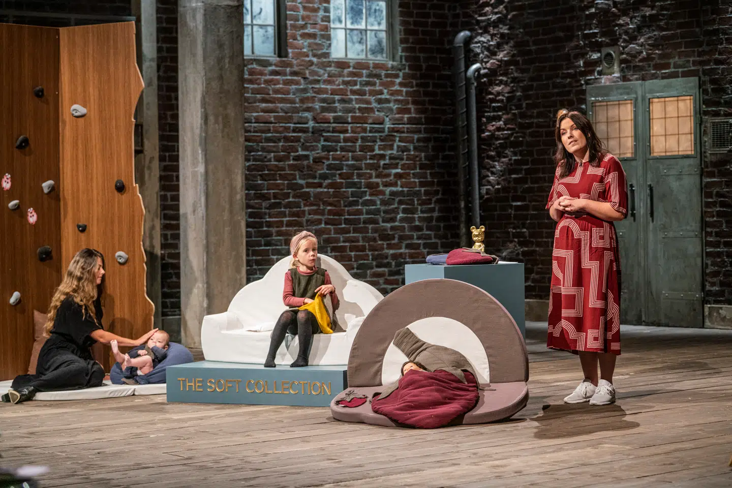 Mette Neerup Mariager skar og sleb 30.000 træknager i sin stue. Nu er hun klar til at skalere virksomheden sammen med Jacob Risgaard og tidligere Kähler-direktør Jesper Holst Schmidt.