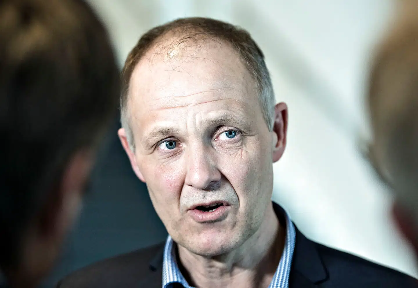 Martin Damm (V), borgmester i Kalundborg og næstformand i KL, har valgt ikke at følge KLs anbefaling om at pålægge kommunens bankforbindelse bod i tilfælde af manglende rapportering om hvidvask.