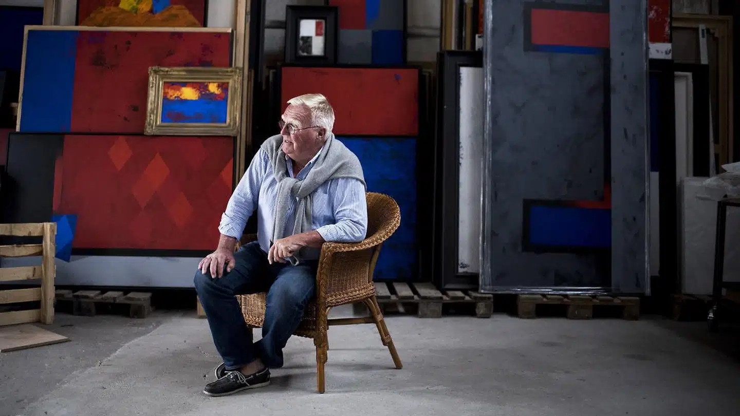 Blå og rød har alle dage været Per Arnoldis farver. Nu bruger han dem også til sin GLOBAL WARNING/GLOBAL WARMING animation.