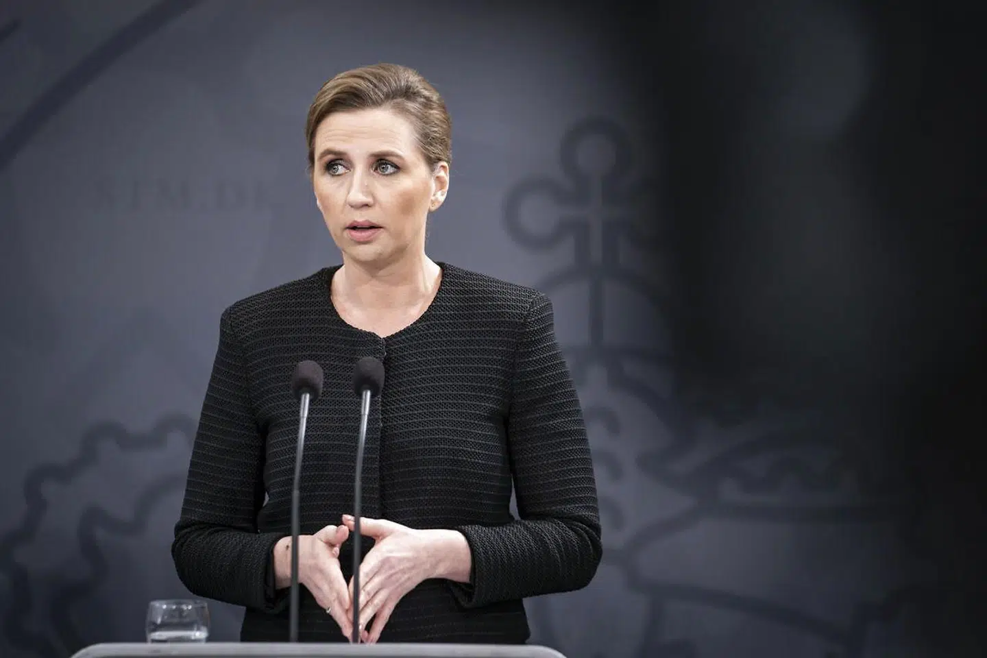 »Myriader af fortællinger om fejlagtig sagsbehandling og ødelæggende tvangsfjernelser er dukket op både før og efter Frederiksens nytårstale,« skriver Mikkel Andersson.