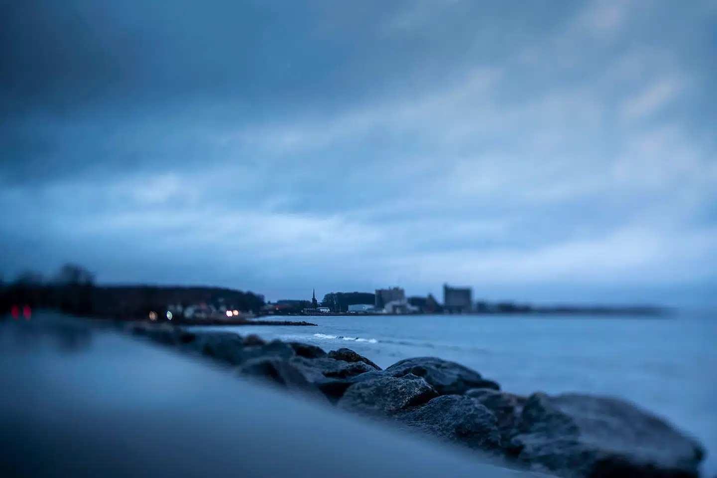 Polakkerne planlagde helt op til juni 1989 et omfattende angreb på Danmark. Invasionen ville finde sted ved Fakse Bugt (billedet). Polakkerne havde foretaget minutiøse opmålinger af blandt andet strandene i bugten.