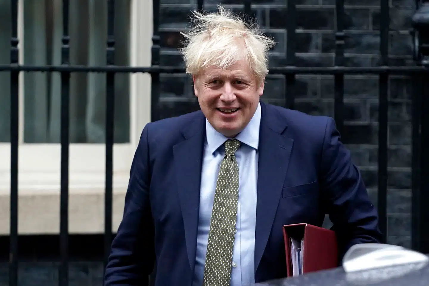 Premierminister Boris Johnson har sat maksimalt pres på Storbritannien og EU i de kommende forhandlinger om en handelsaftale med sit krav om, at en aftale skal være landet ved årets udgang.