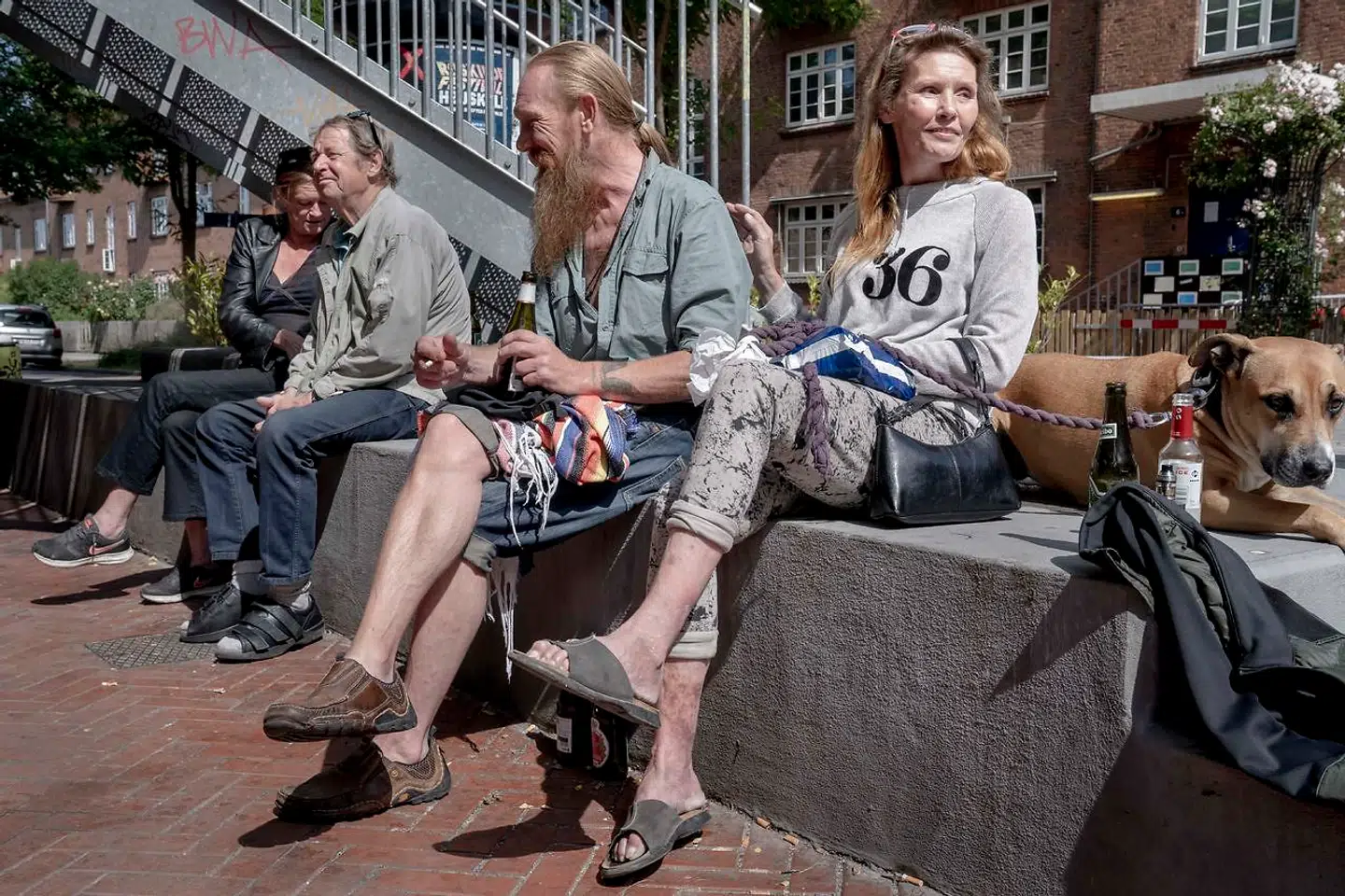 Charlotte, Henrik, Brynjar og Puk kommer dagligt på Anker Jørgensens Plads i Sydhavnen.