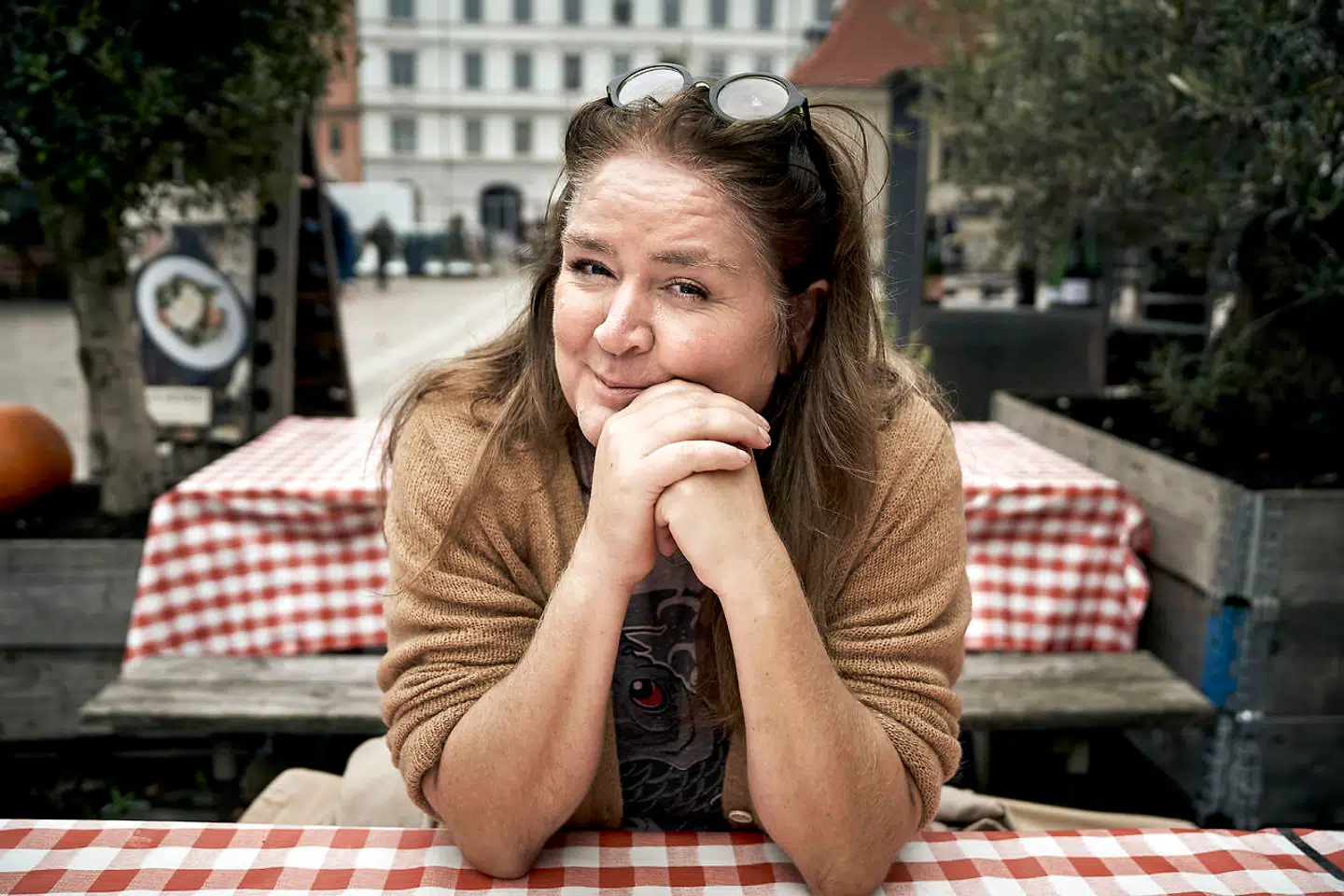 Ingen har ret til at tvangsindlægge andre til deres personlige normer og derefter fordømme folk for ikke at følge dem, skriver Lone Theils.