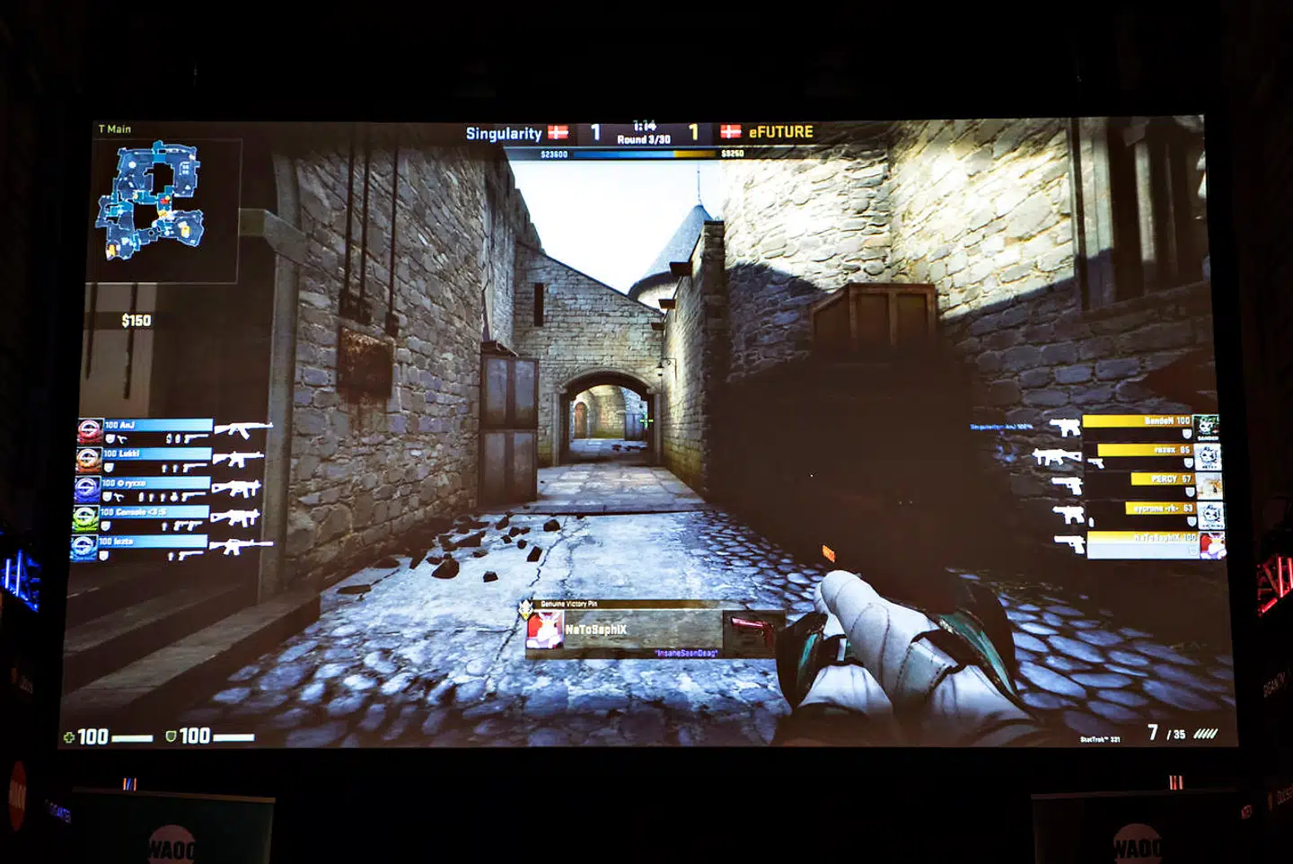 Counter-Strike er et af verdens mest populære skydespil. Spillet så oprindeligt dagens lys tilbage i 1999, og siden da er der kommet i alt fire versioner af spillet. Den nyeste version hedder Counter-Strike: Global Offensive, der også bare kaldes CS:GO. Spillet udkom i 2012. Arkivfoto