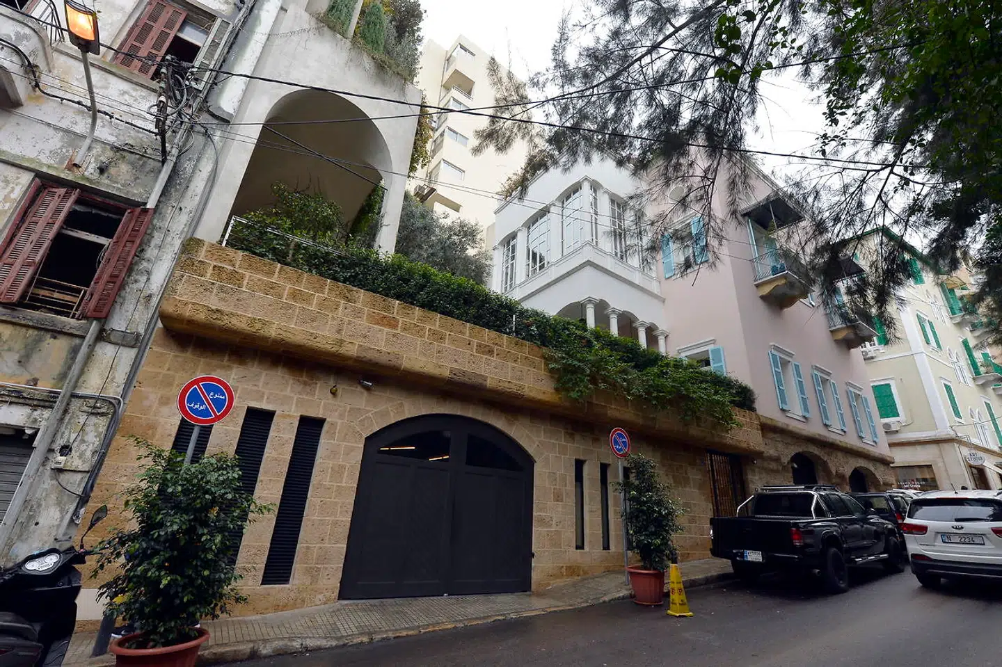 Carlos Ghosn befinder sig angiveligt i dette familieejede hus i Beirut.