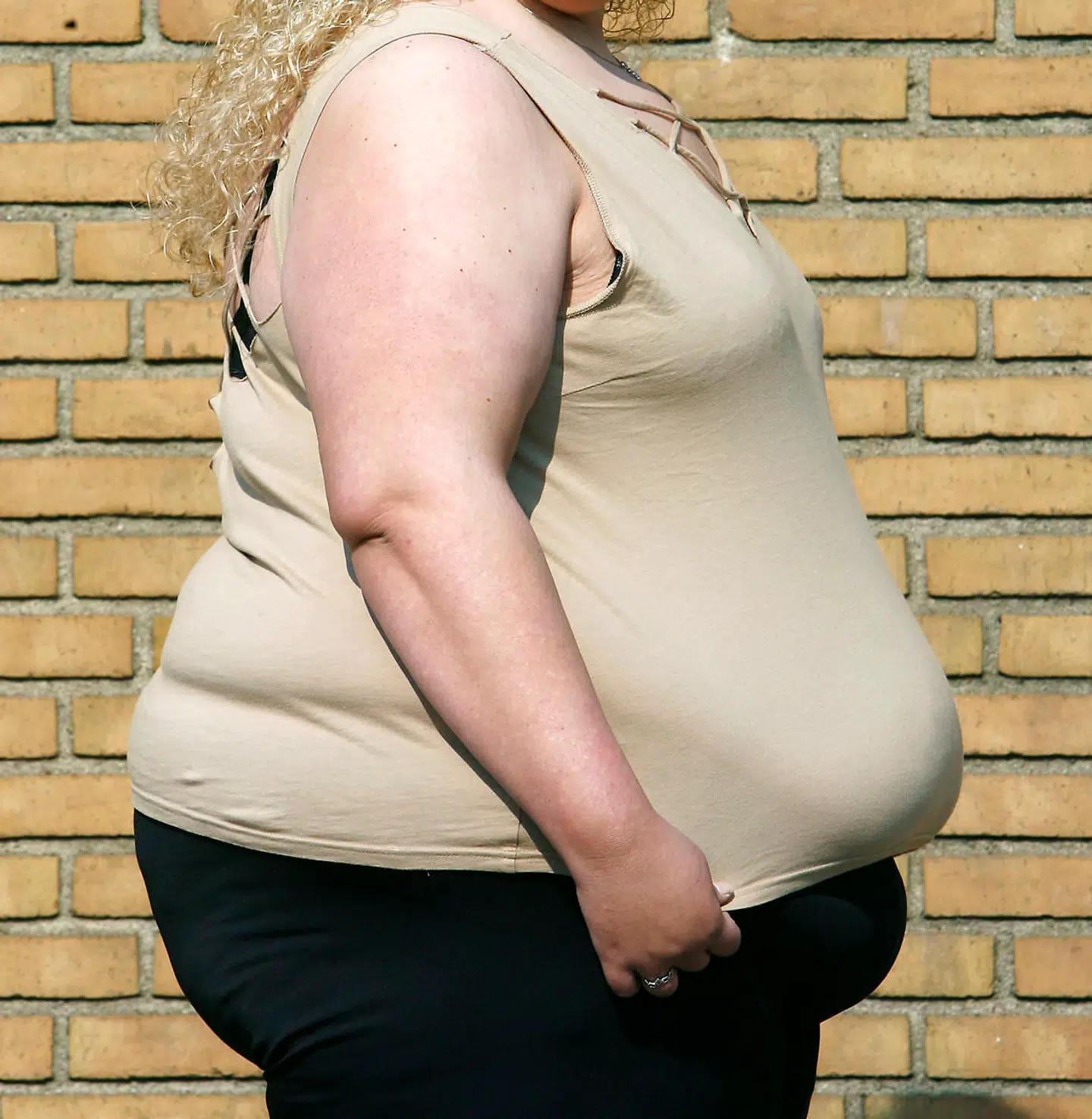 Hver jul indlægges anslået mellem 50 og 100 personer med problemer, der relaterer sig til, at de har taget for godt for sig af juleretterne.