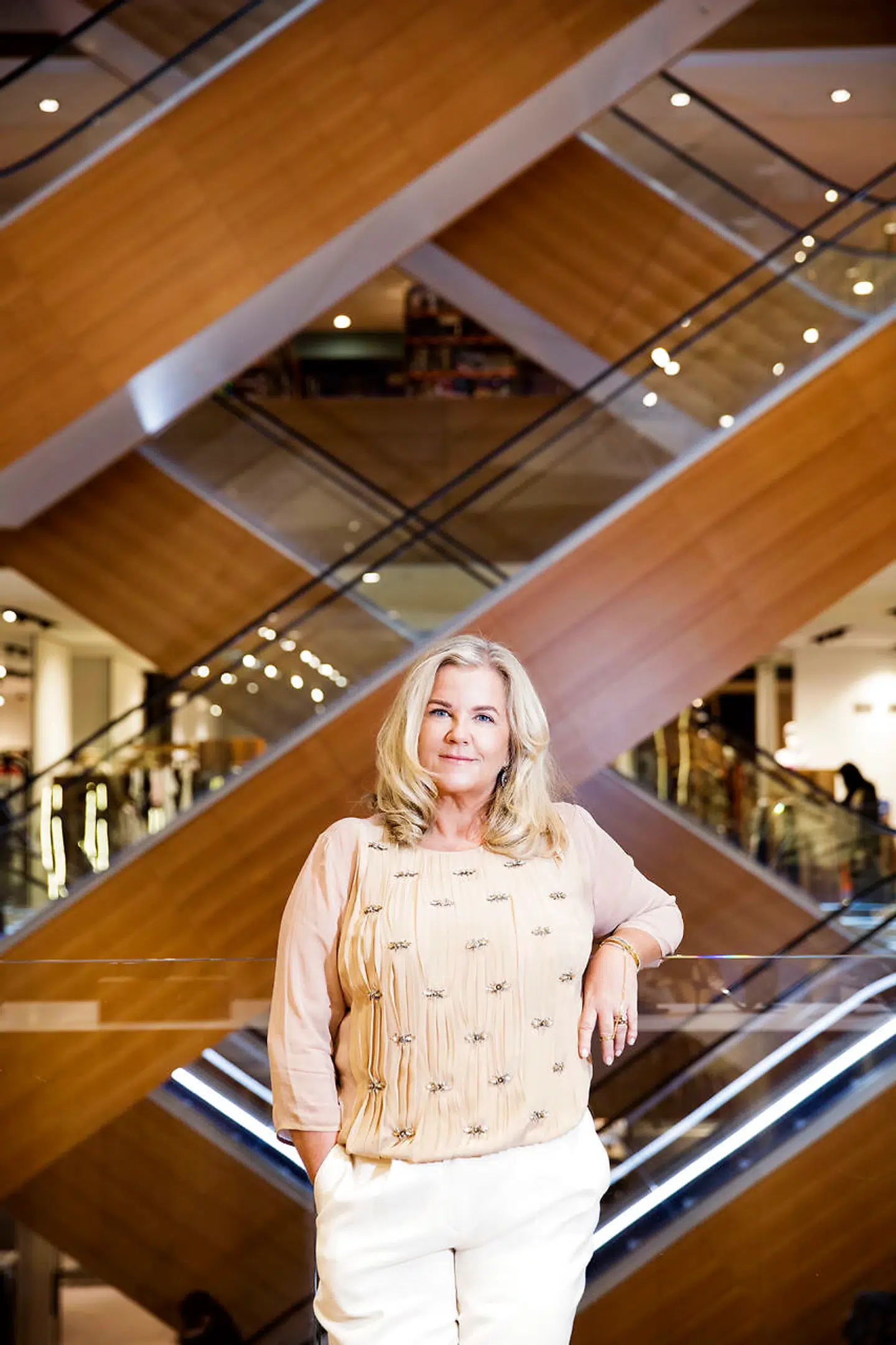 Luksusvarehuset Illum i København bløder fortsat enorme underskud. Jeanette Aaens genrejsning af Illum lader vente på sig.