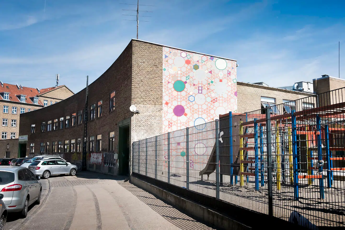 Efter flere kritiske artikler om, hvad der foregår på muslimske friskoler, har nogle af skolerne mistet deres statsstøtte. Andre er kommet under skærpet tilsyn.