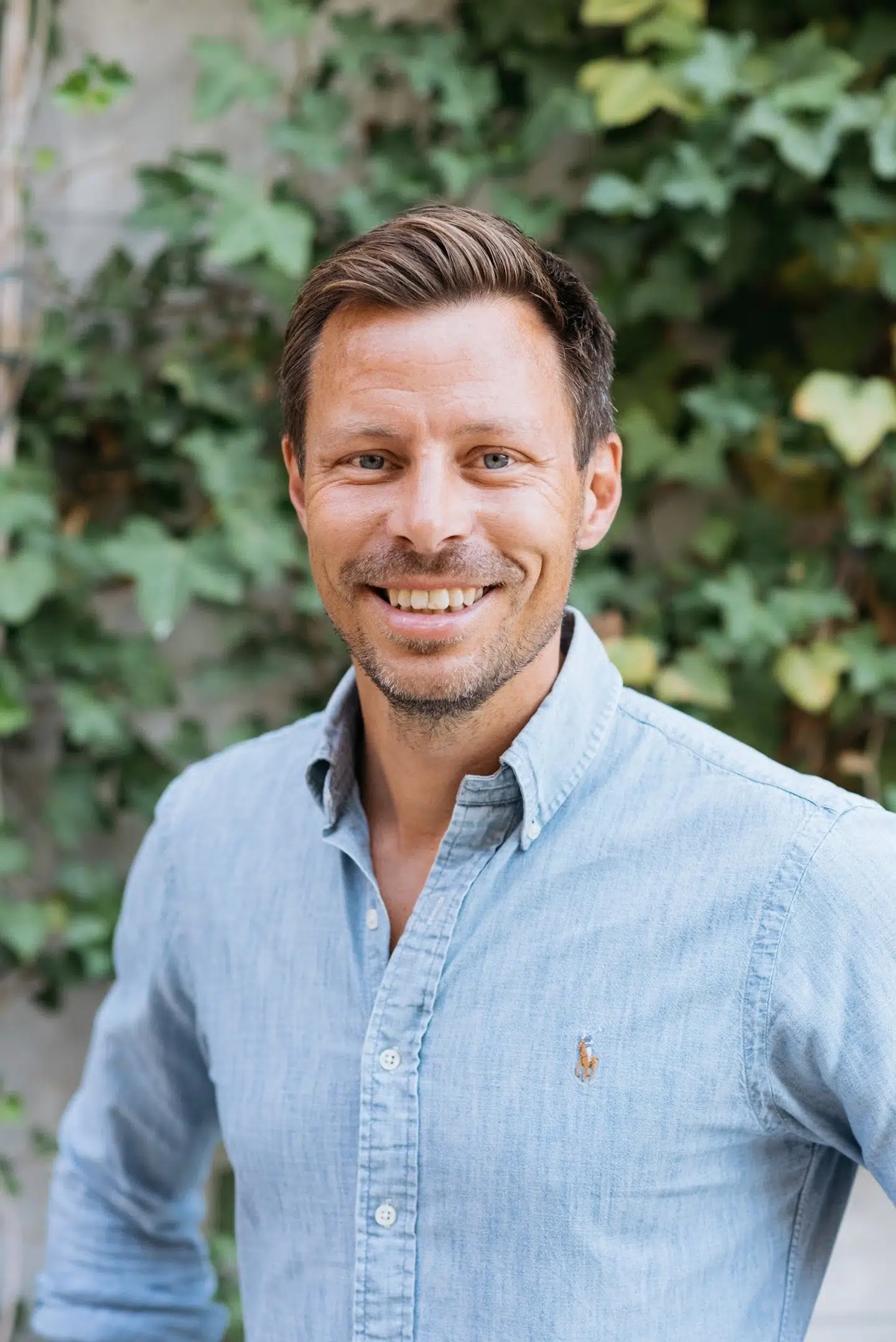 Mads Fosselius etablerede softwarevirksomheden Dixa i 2016 med tre venner. Målet var at skabe en bedre kommunikation mellem kunder og virksomheder.