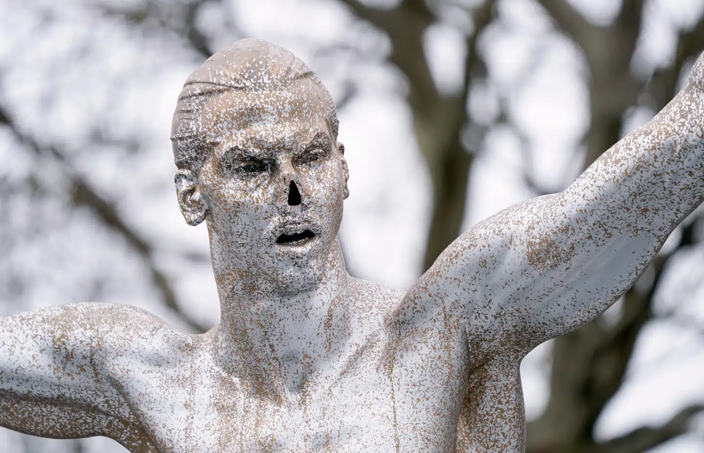 Nyt hærværk mod Zlatan-statue på Stadiontorget i Malmö. Denne gang mistede statuen næsen. (Foto: 50090 Johan Nilsson/TT/Ritzau Scanpix)
