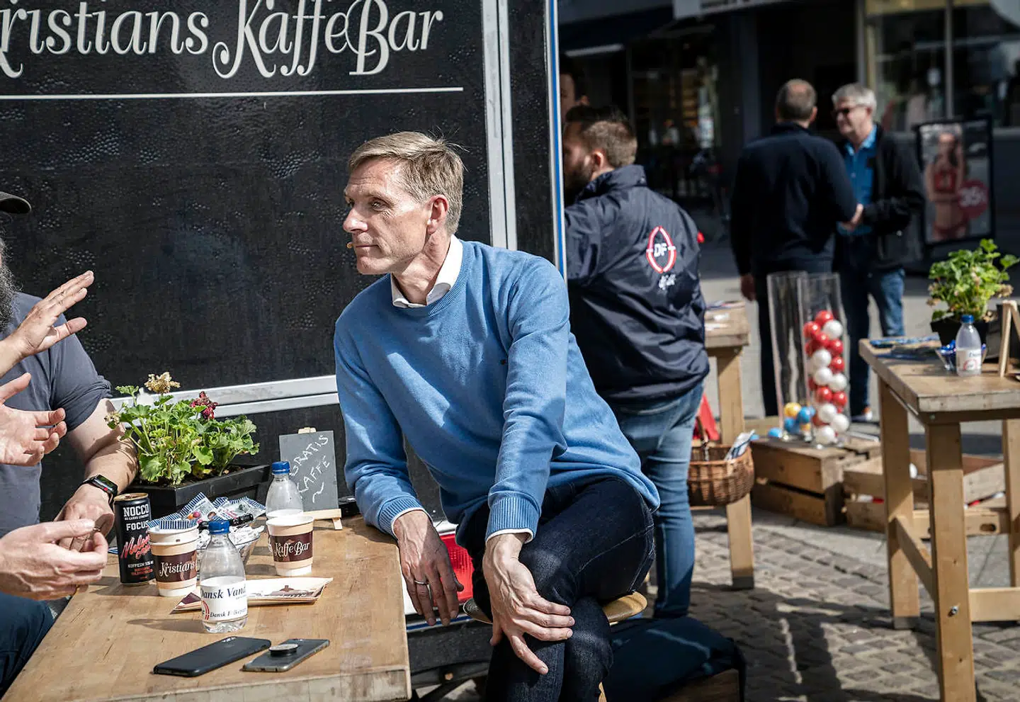 Ved valget i 2019 fik Dansk Folkeparti et stor vælgerlussing, og det borgerlige Danmark tabte magten. Her er Kristian Thulesen Dahl fotograferet på »Kristians Kaffebar« under valgkampen.